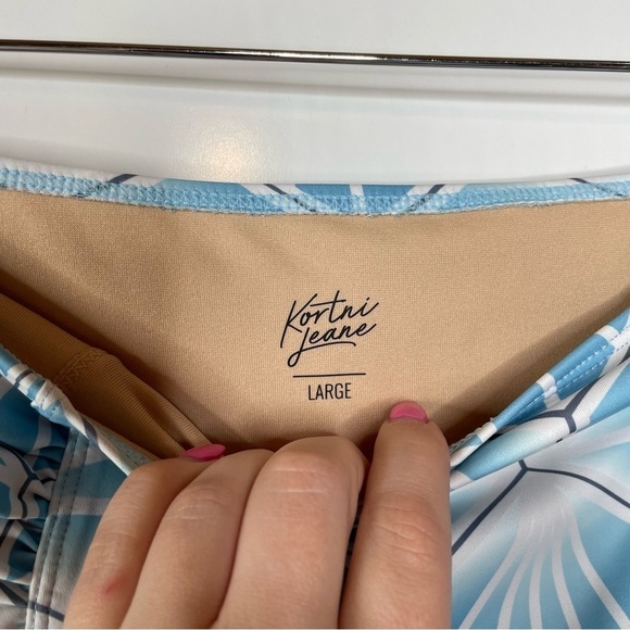 Kortni Jeane High Waist Ruffle Swim Bottom Large - Picture 3 of 3